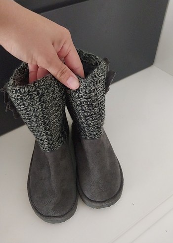 Ugg kiz cocuk ev ayakkabisi