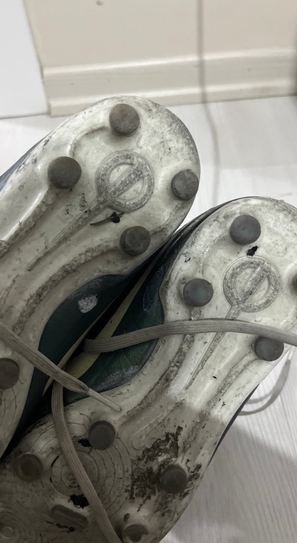 Gri Erkek Futbol Ayakkabısı Bağcıklı - Görsel 2