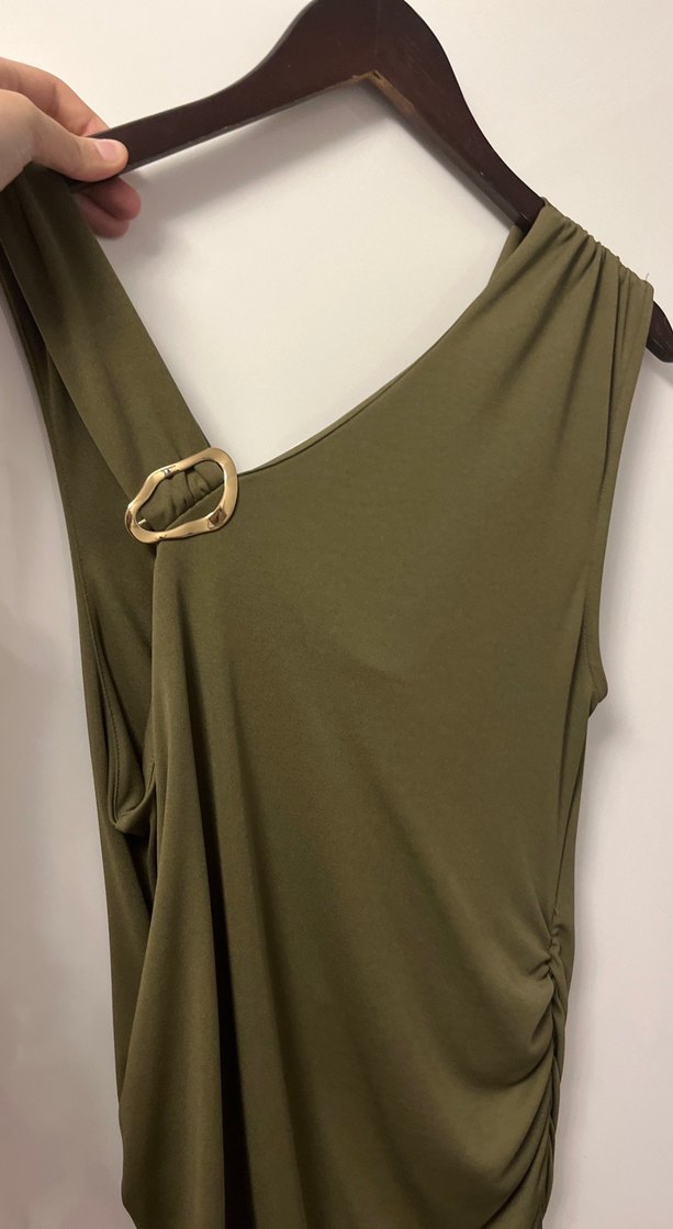 Drapeli Kolsuz Haki Uzun Elbise - Görsel 2