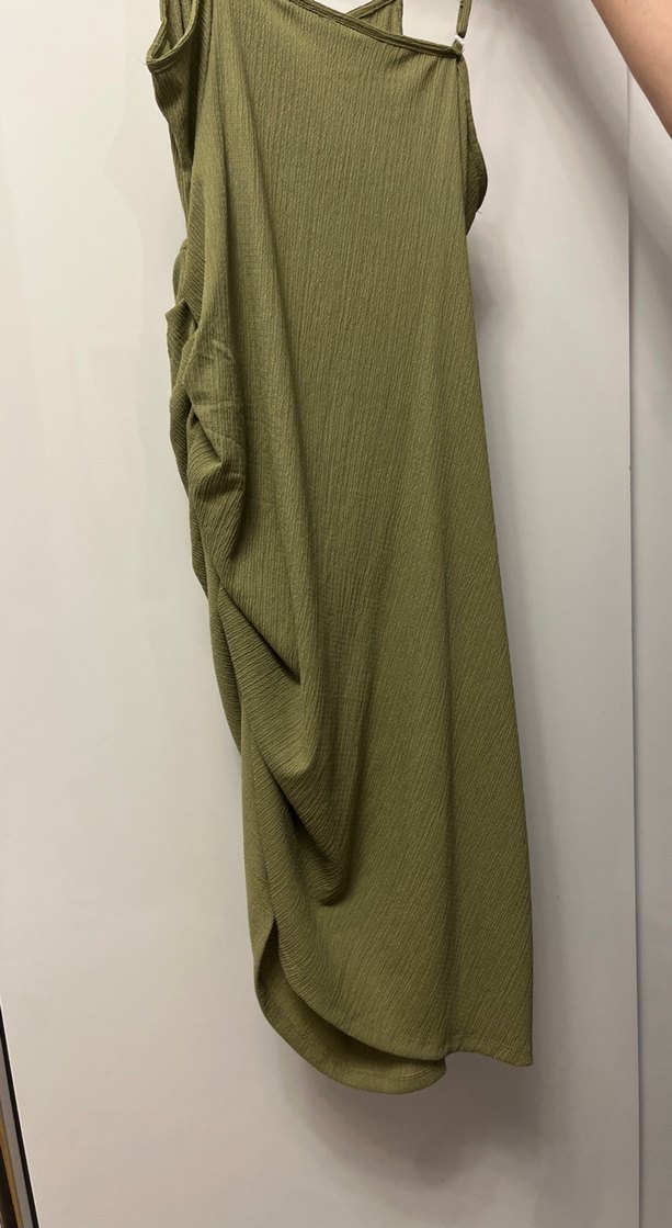 Drapeli Kolsuz Keten Midi Elbise - Görsel 4