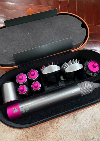 Dyson Saç Şekillendirici Seti Pembe-Koyu