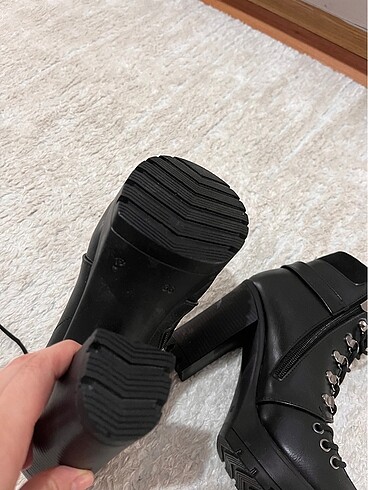 Derimod #bot #zara #mango