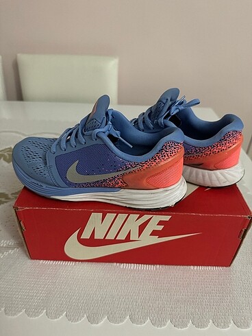 Nike spor