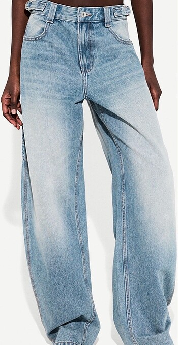 32 Beden BERSHKA BAGGY JEAN