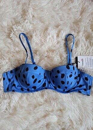 Bikini üstü