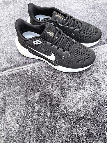 Nike Nıke erkek ayakkabı