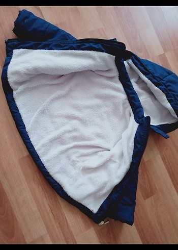 Erkek Çocuk Mavi Kapüşonlu Fermuarlı Mont - Görsel 4