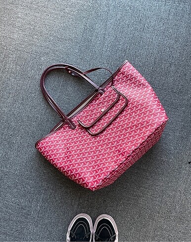 Goyard Çanta