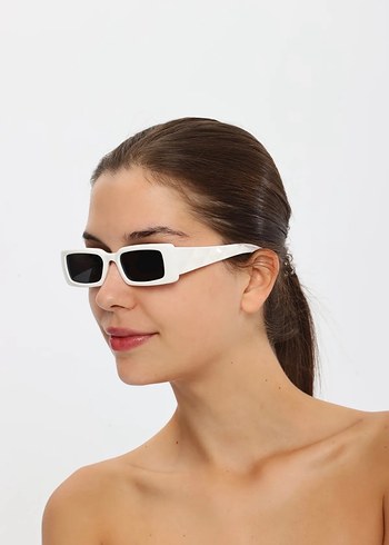 Beyaz Güneş Gözlüğü - Görsel 2