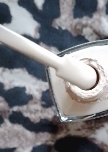 Wet n wild Wet n Wild Mat Fondöten 30 ml Açık Bej