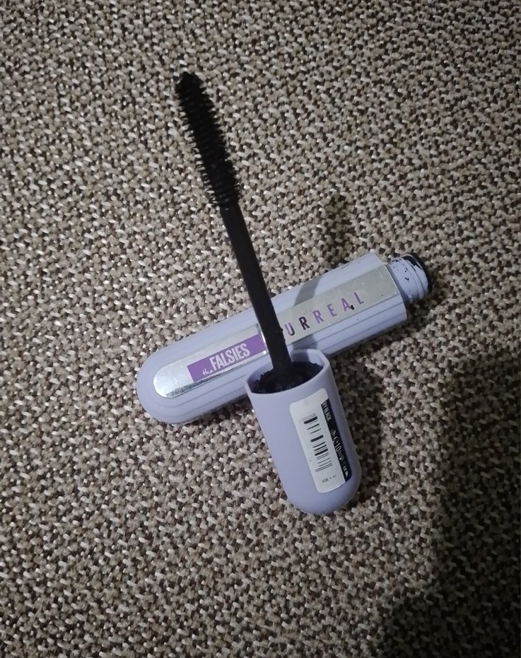 Maybelline Surreal Maskara - Görsel 2