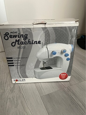 Mini dikiş makinesi