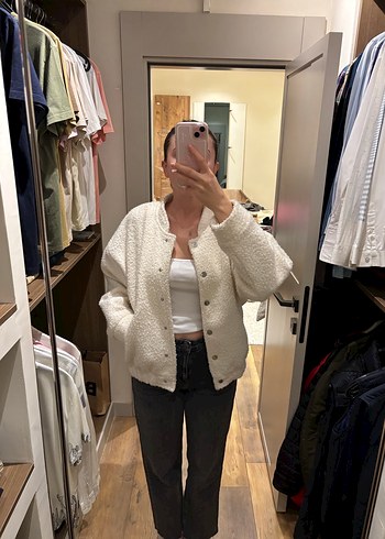 Düğmeli Beyaz Midi Kadın Pelus Ceket - Görsel 4