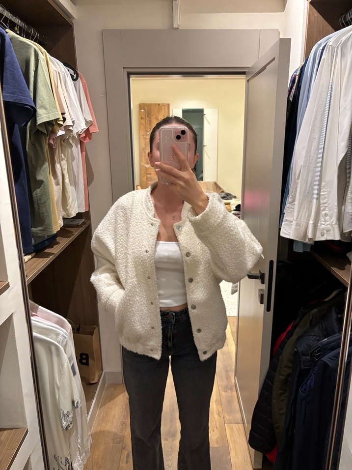 Düğmeli Beyaz Midi Kadın Pelus Ceket - Görsel 2