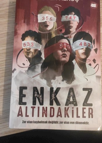 Enkaz Altındakiler Roman
