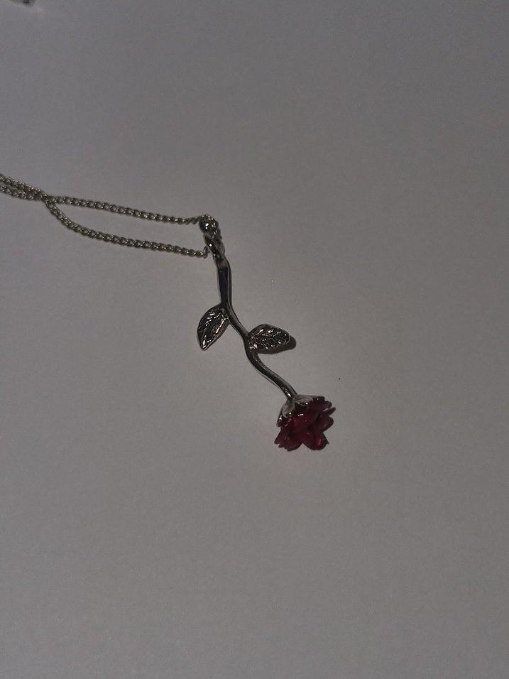 Kırmızı Gül Kolye - Görsel 4