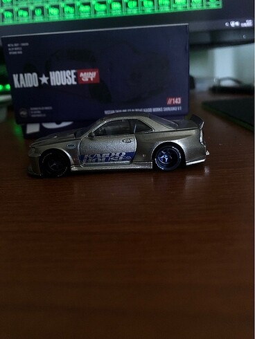  Beden Renk Mini GT Kaido House GTR 34