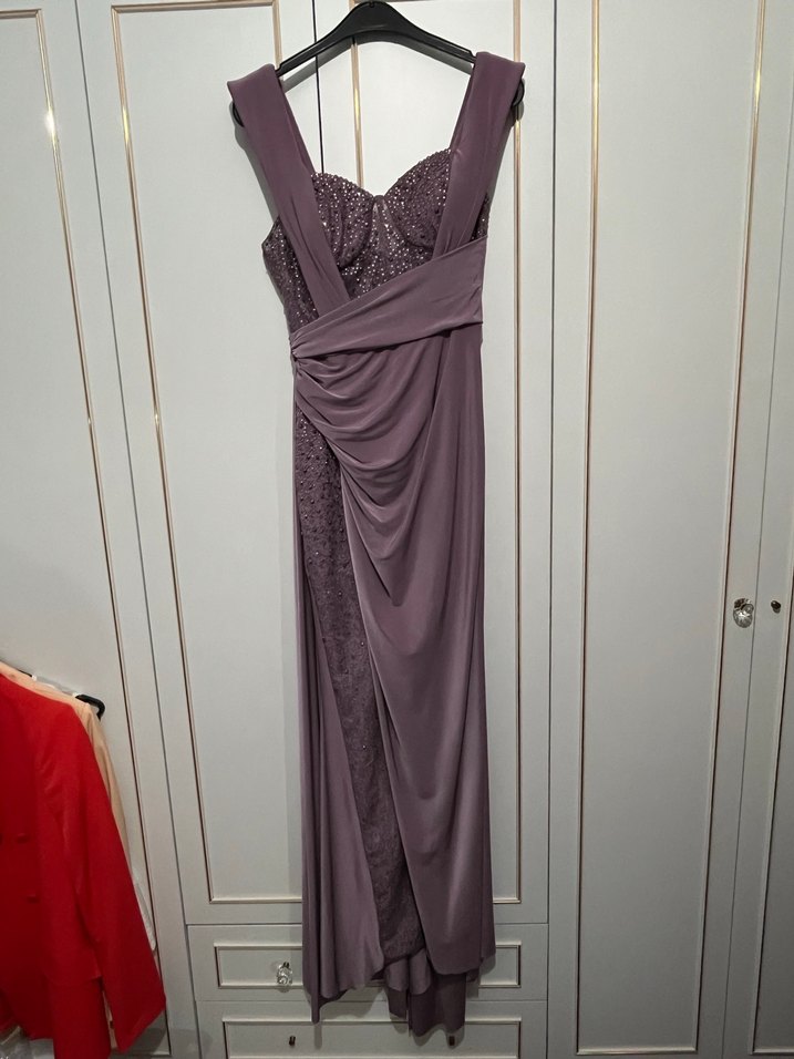 Lila İşlemeli Uzun Abiye Elbise - Görsel 2