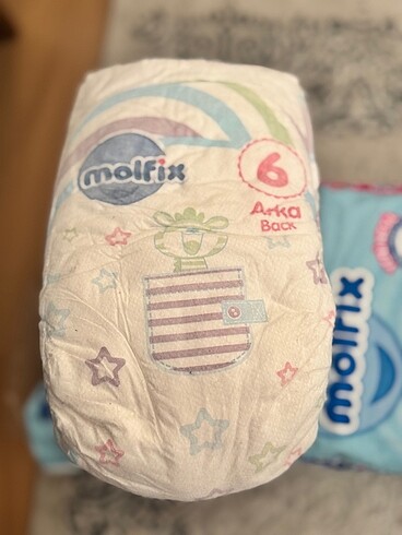 6 Beden: 16+ kg Beden Renk Molfix bebek bezi 6 no 15+kg