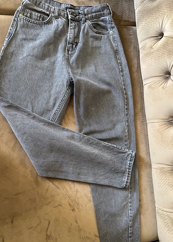 Gri Rahat Kesim Kadın Denim Pantolon