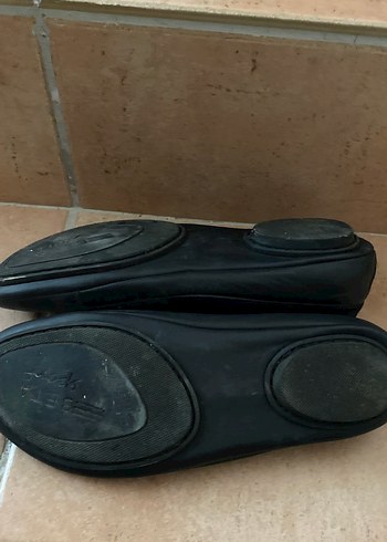 39 Beden Elastik Bantlı Siyah Kadın Dolgu Topuklu Babet