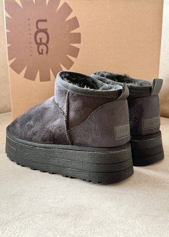 Ugg Ultra Mini Ptatform Taban