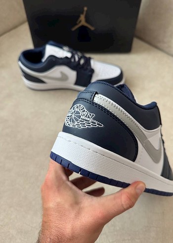 Nike Air Jorden Midnight Navy