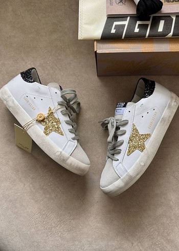 39 Beden Golden Goose Deluxe Sneaker
