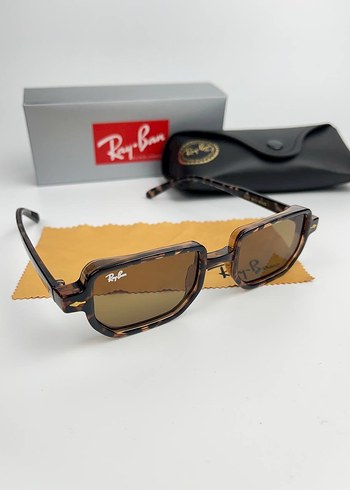 Ray Ban