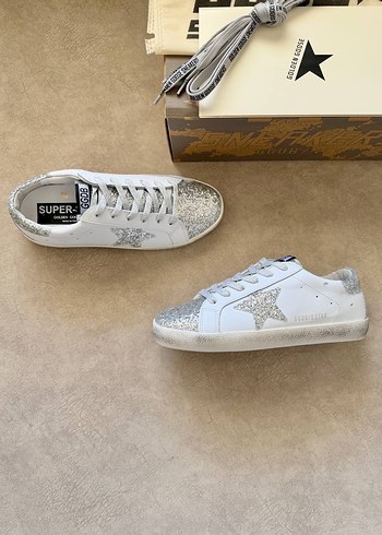 Golden Goose Deluxe 36