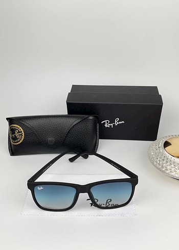 Ray-Ban Erkek Klasik Mavi Güneş Gözlüğü
