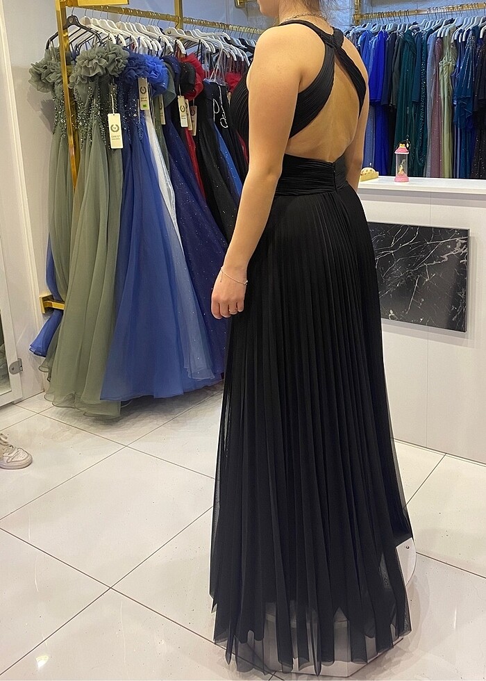 MEZUNİYET ELBİSESİ SIYAH - Görsel 2