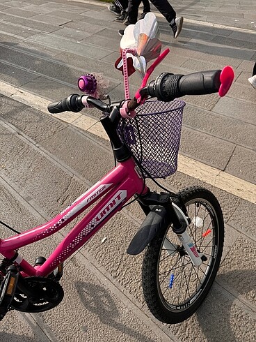Temiz kullanılmış bisiklet Kuzum büyüdüğü için satıyoruz resimde - Görsel 5