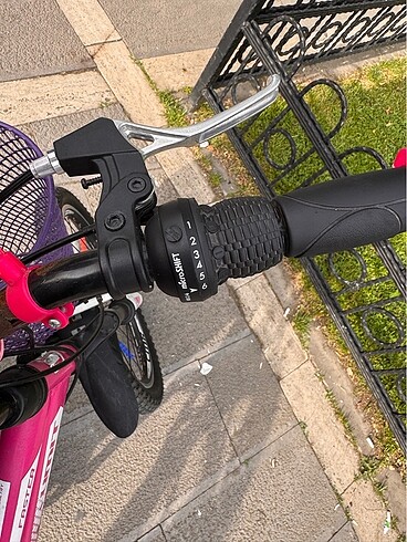 Temiz kullanılmış bisiklet Kuzum büyüdüğü için satıyoruz resimde - Görsel 10