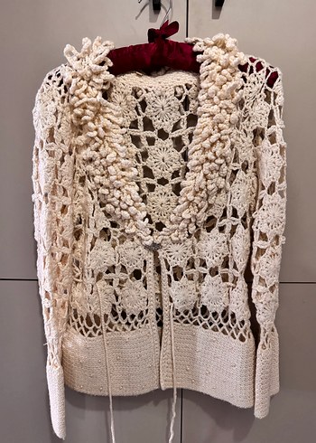 Dantel Detaylı Beyaz Örgü Kadın hırka - Görsel 4