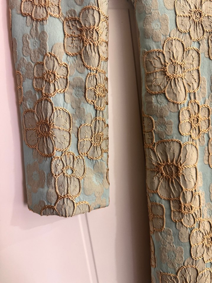 Düğmeli Nakışlı Uzun Vintage Nişan Elbisesi - Görsel 3