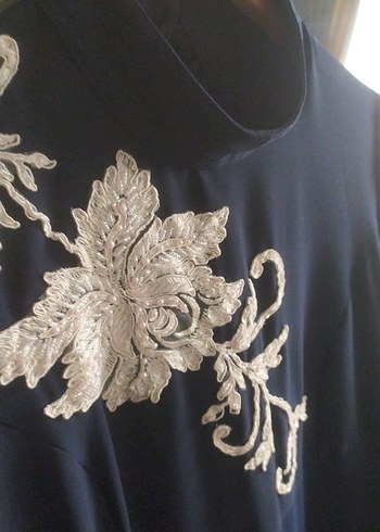 Nakışlı Lacivert elbise - Görsel 2