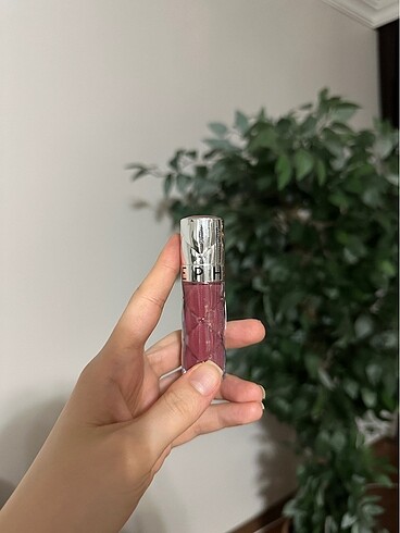 Sephora SEPHORA COLLECTION Outrageous Plump Effect Gloss Dolgunlaştırıcı