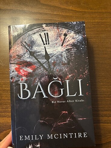 Beden Renk Never After serisi #roman Lanetli, Bağlı ve Yaralı