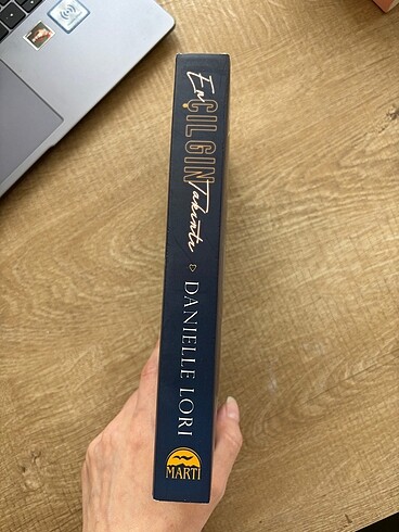  Beden En çılgın takıntı Danielle Lori #kitap #roman