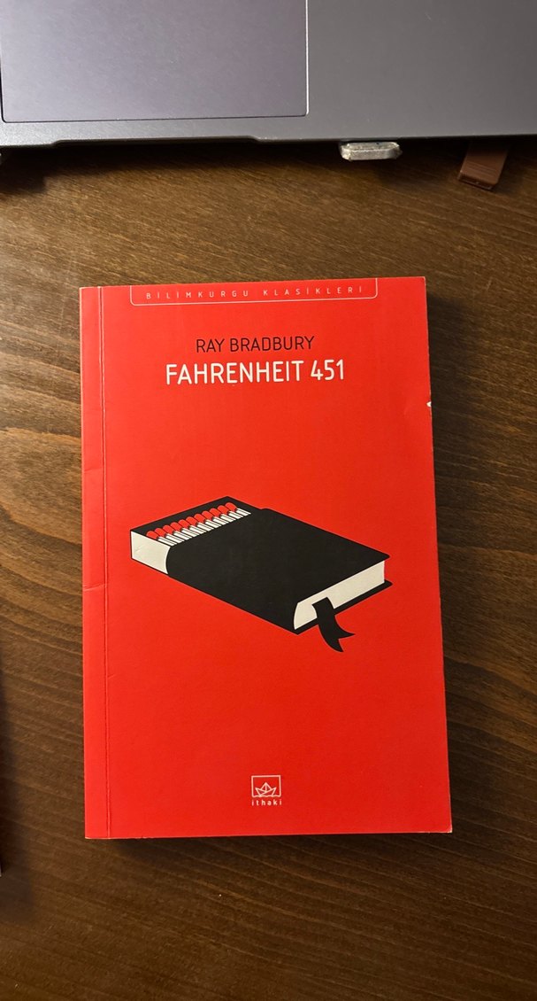 Klasik Roman Seti: Fahrenheit 451, Zaman Makinesi - Görsel 4