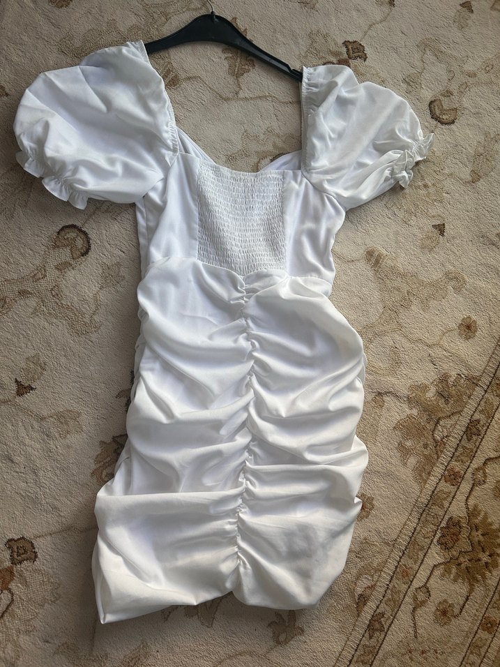 Beyaz elbise - Görsel 3