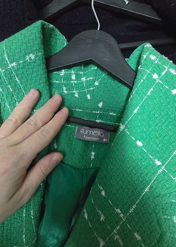 Yeşil Uzun Düğmeli Kadın Kaban - Görsel 4