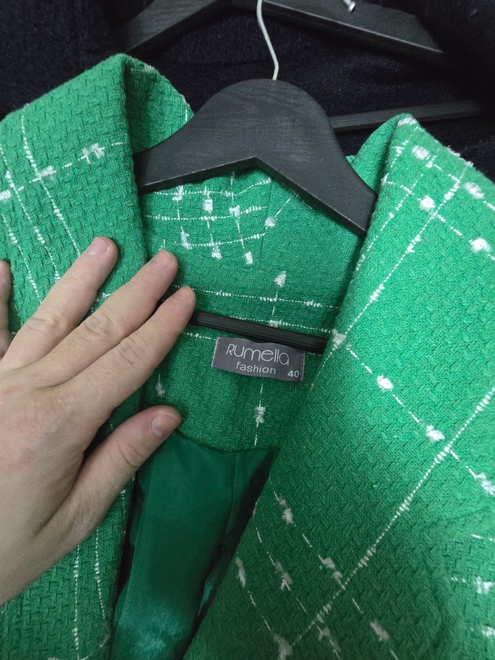 Yeşil Uzun Düğmeli Kadın Kaban - Görsel 4