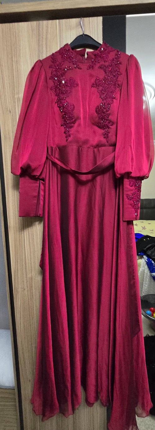 Bordo Nakışlı Uzun Abiye Elbise - Görsel 2