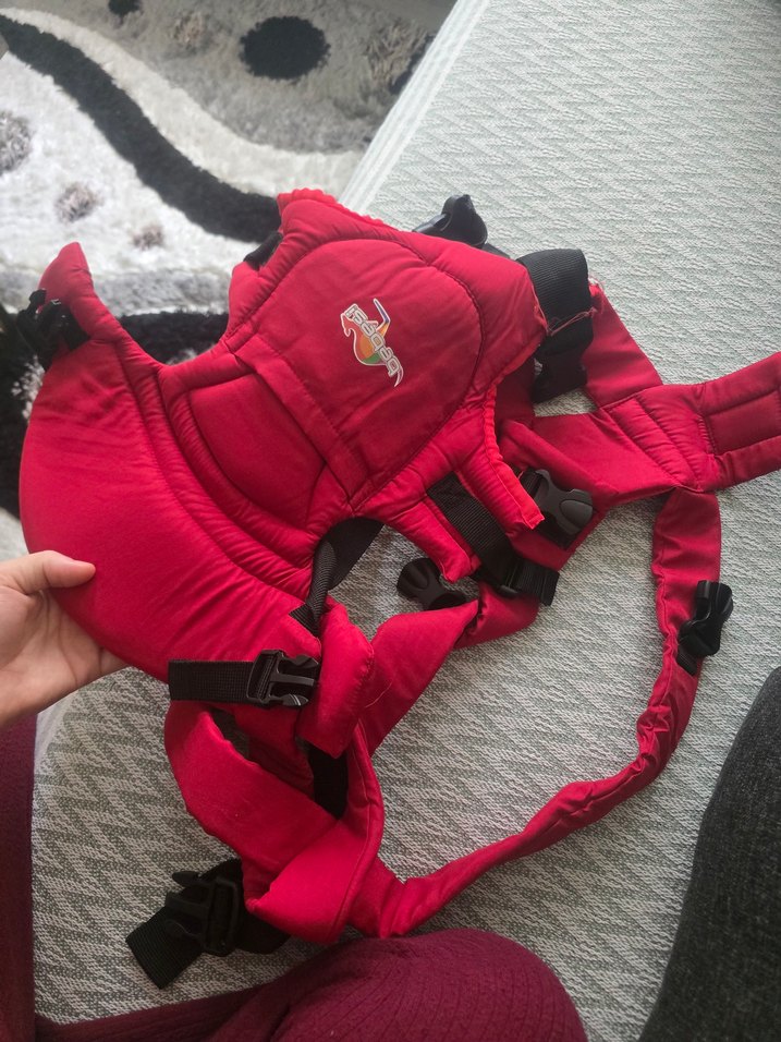 Bebesi Anatomik Kırmızı Bebek Kangurusu - Görsel 2