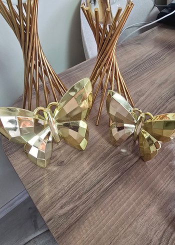 Altın Renkli Dekoratif Kelebek ve Mumluk Seti - Görsel 3