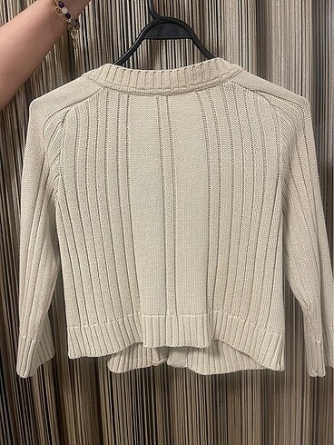 Kısa Örgü Hırka - Görsel 4