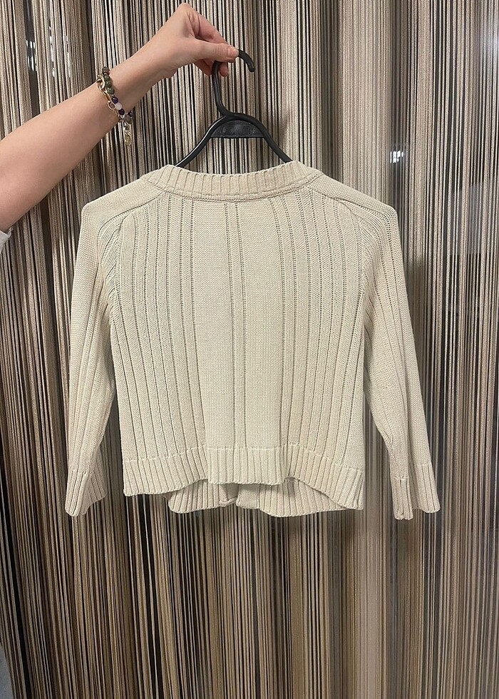 Kısa Örgü Hırka - Görsel 5