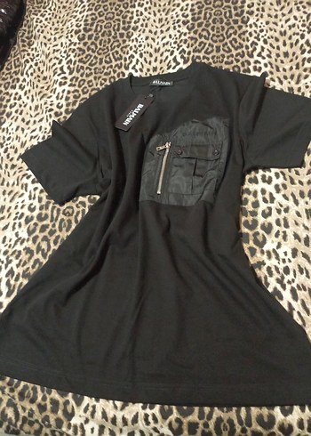 Deri Cepli Siyah  Tişört - Görsel 4